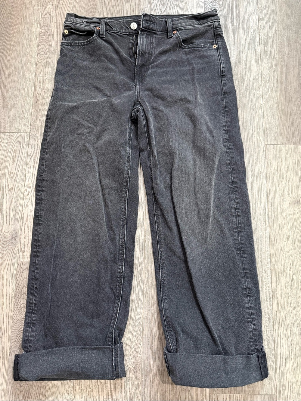 American Eagle Black Wide-Leg Rolled Hem Jeans